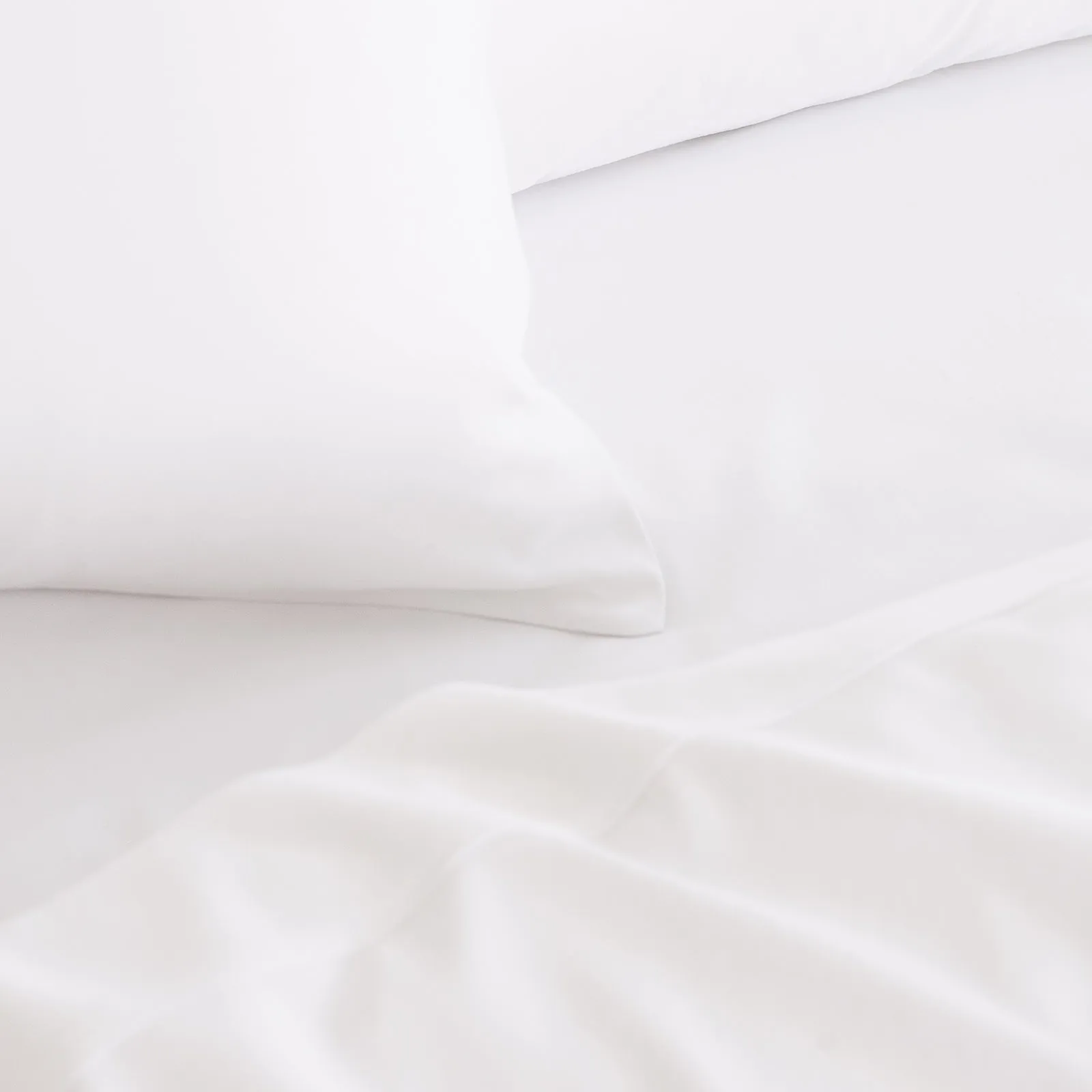 3000 Thread Count Bamboo Cooling Sheet Set | Queen | White