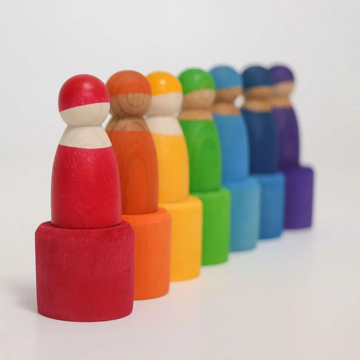 7 Rainbow Friends in Bowls