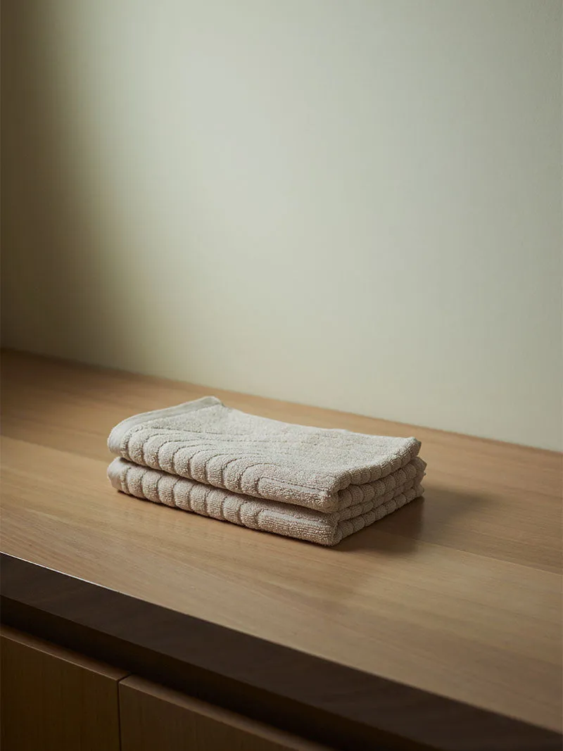 Clovelly Hand Towel - Clay