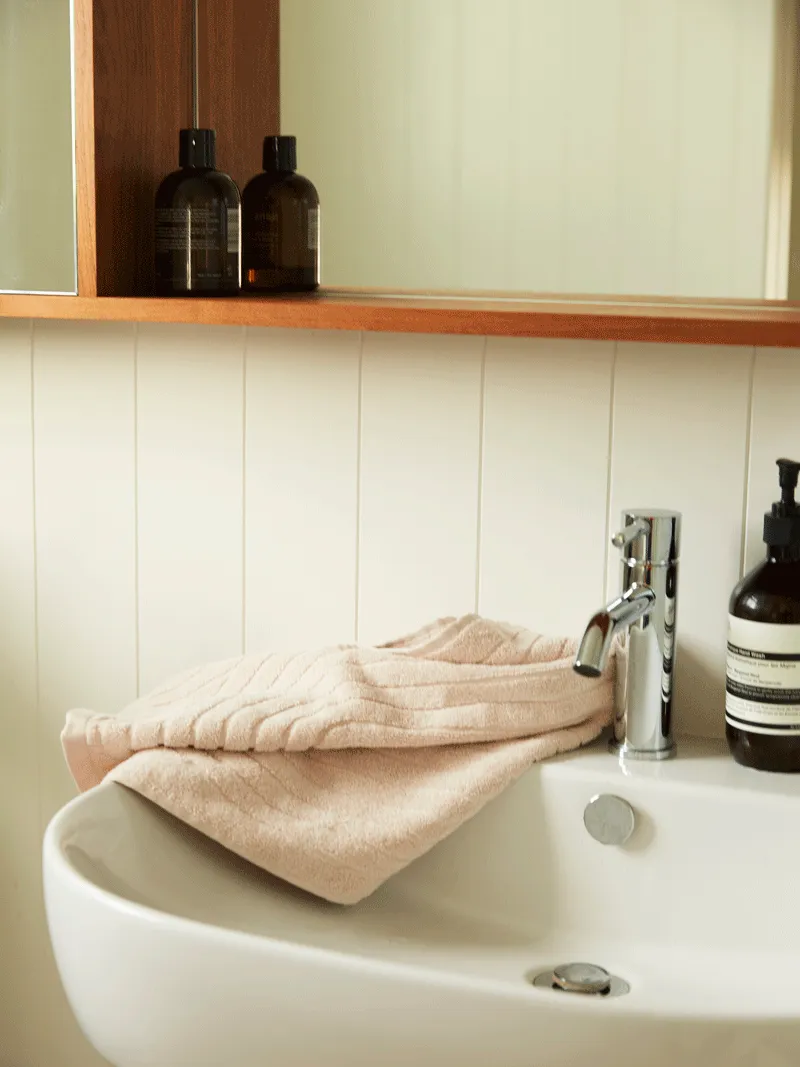 Clovelly Hand Towel - Clay
