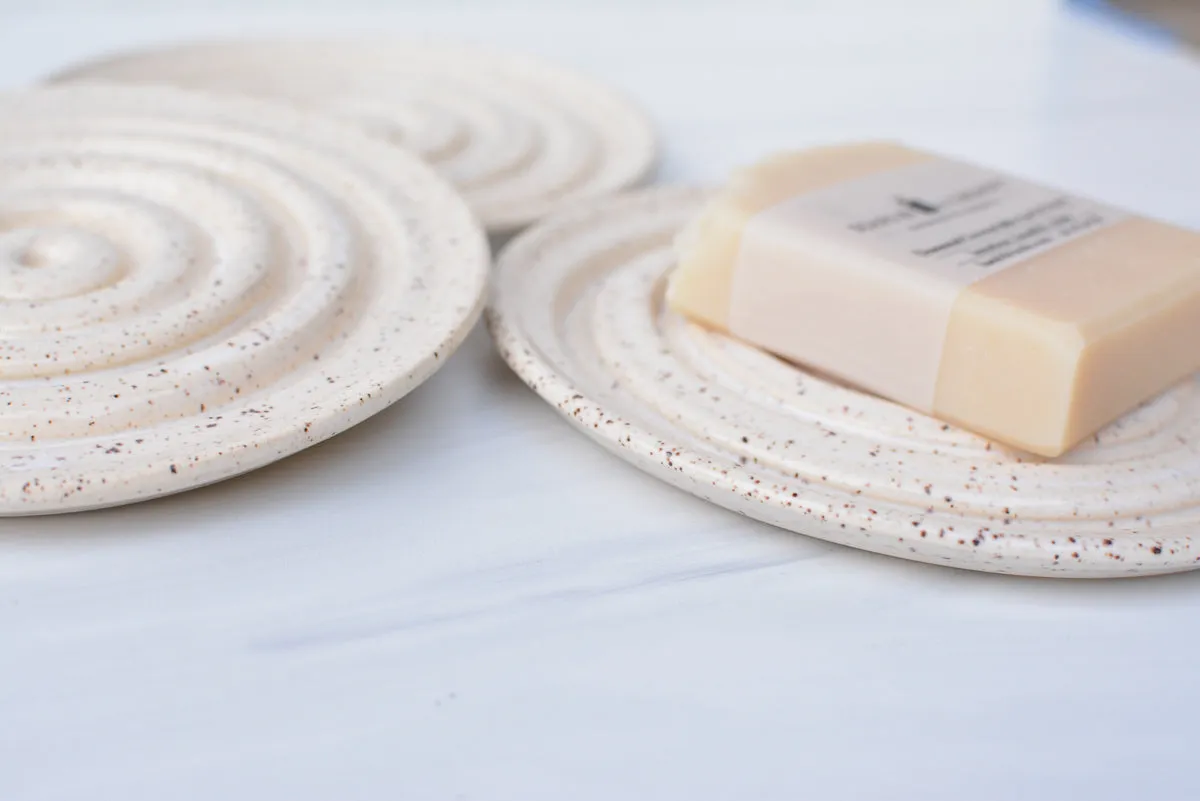 Cream Speckled Round Ceramic Soap Dish