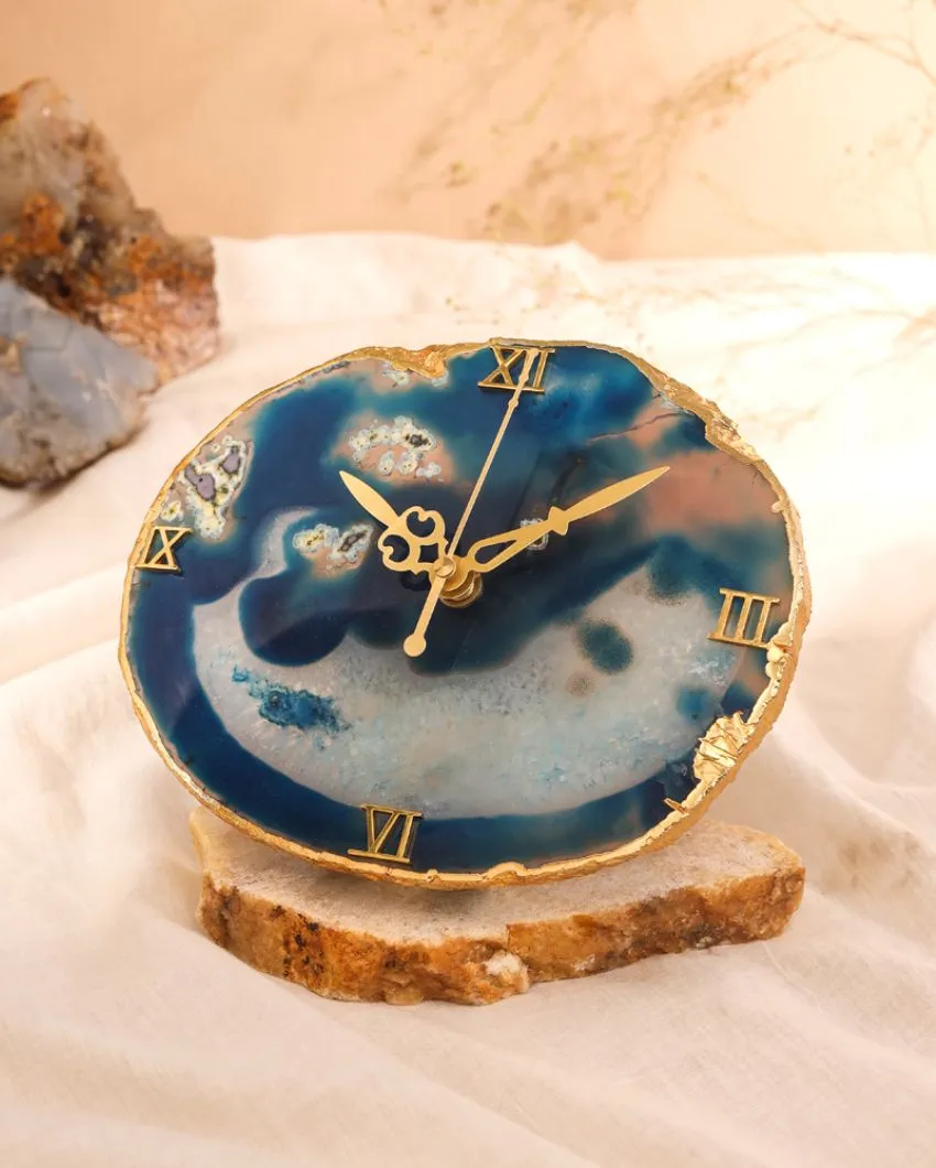 Versinty Table Clock | 5 x 6 inches